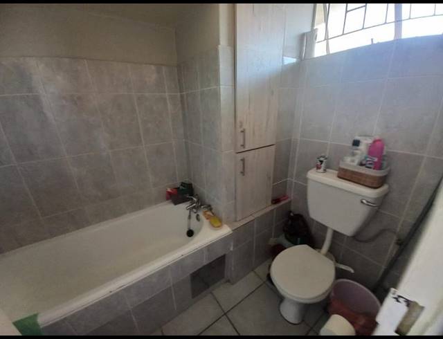 0 BEDROOM APARTMENT FOR SALE IN SASOLBURG CENTRAL
